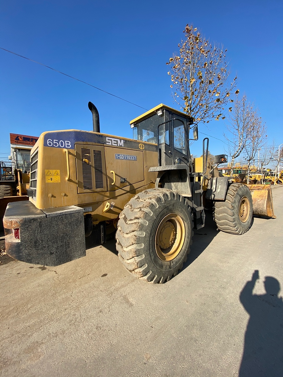山工650b装载机