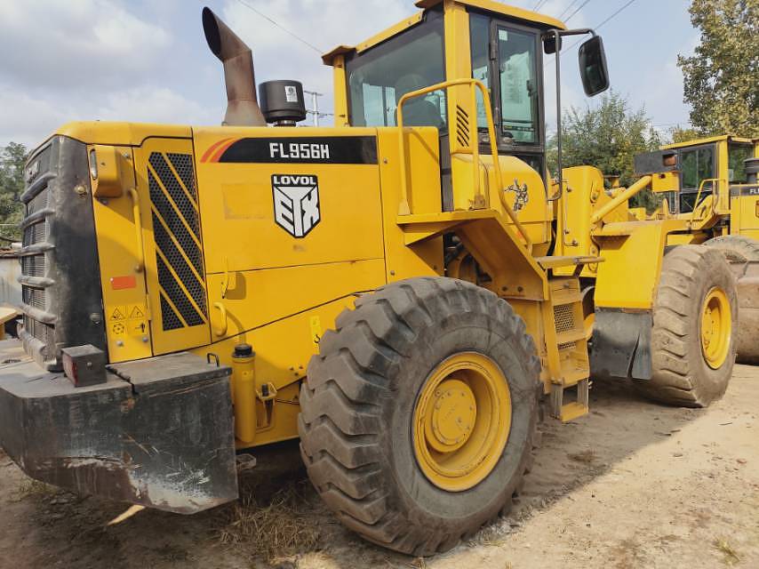 雷沃956h装载机