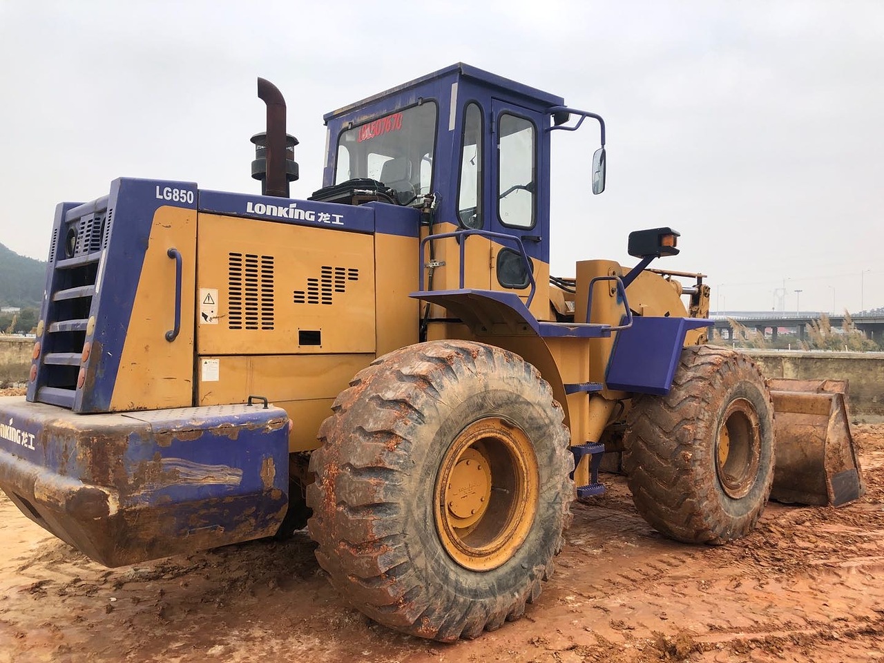 龙工850装载机