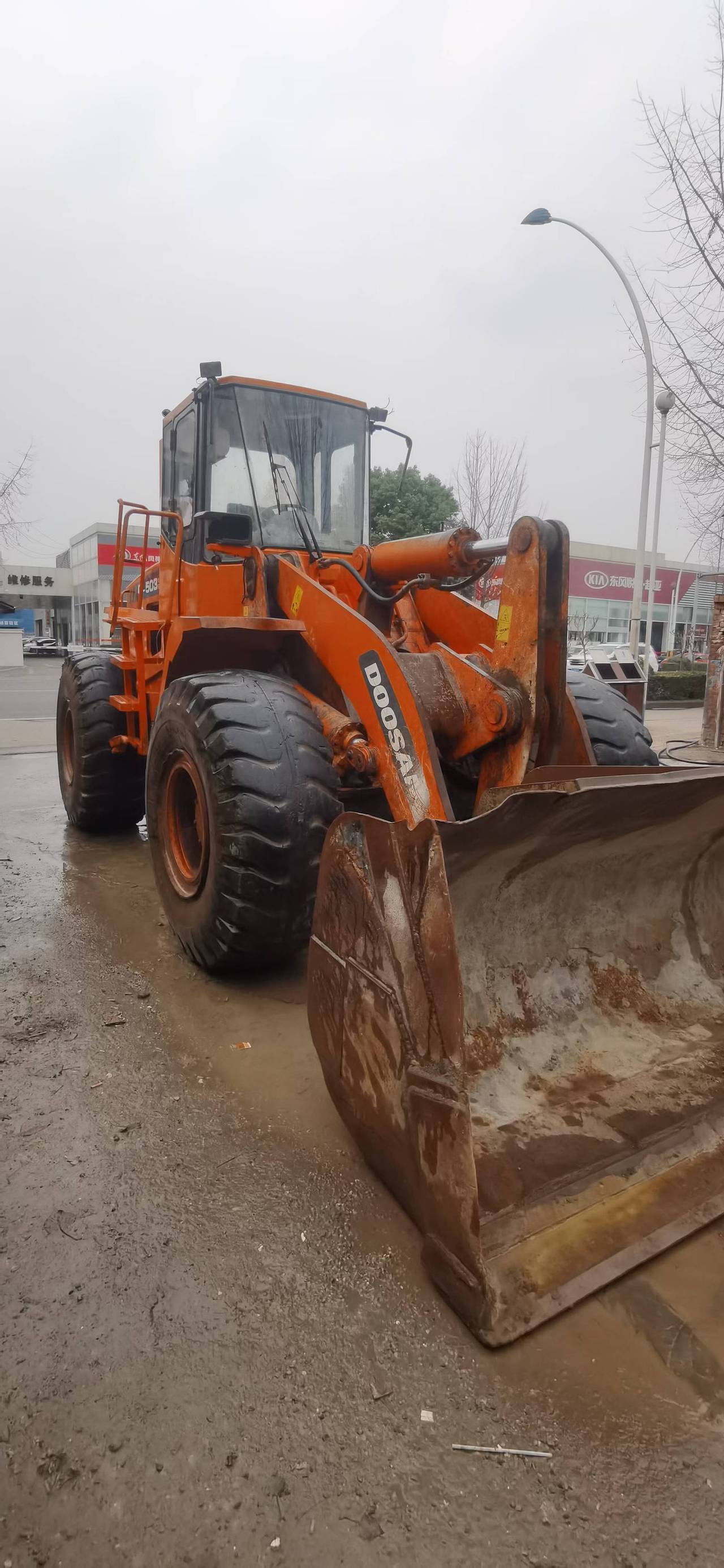 斗山503装载机