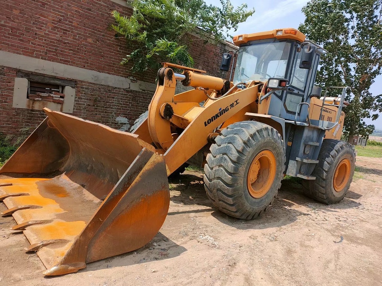 【阳泉市已售二手龙工855d装载机_二手龙工855d装载机价格面议】_铲车