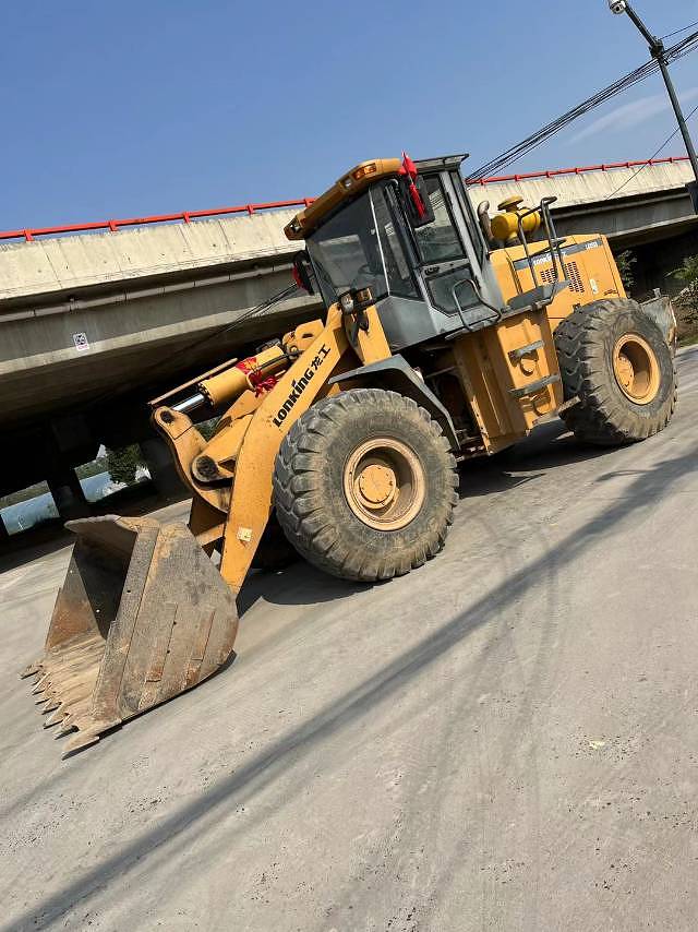 龙工855b装载机
