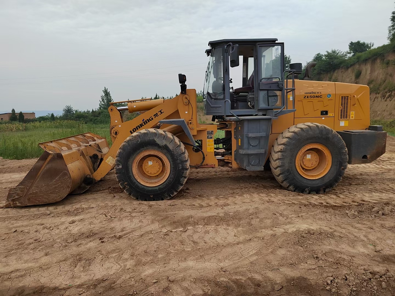【渭南市二手龙工50nc装载机_二手龙工50nc装载机价格面议】_铲车圈