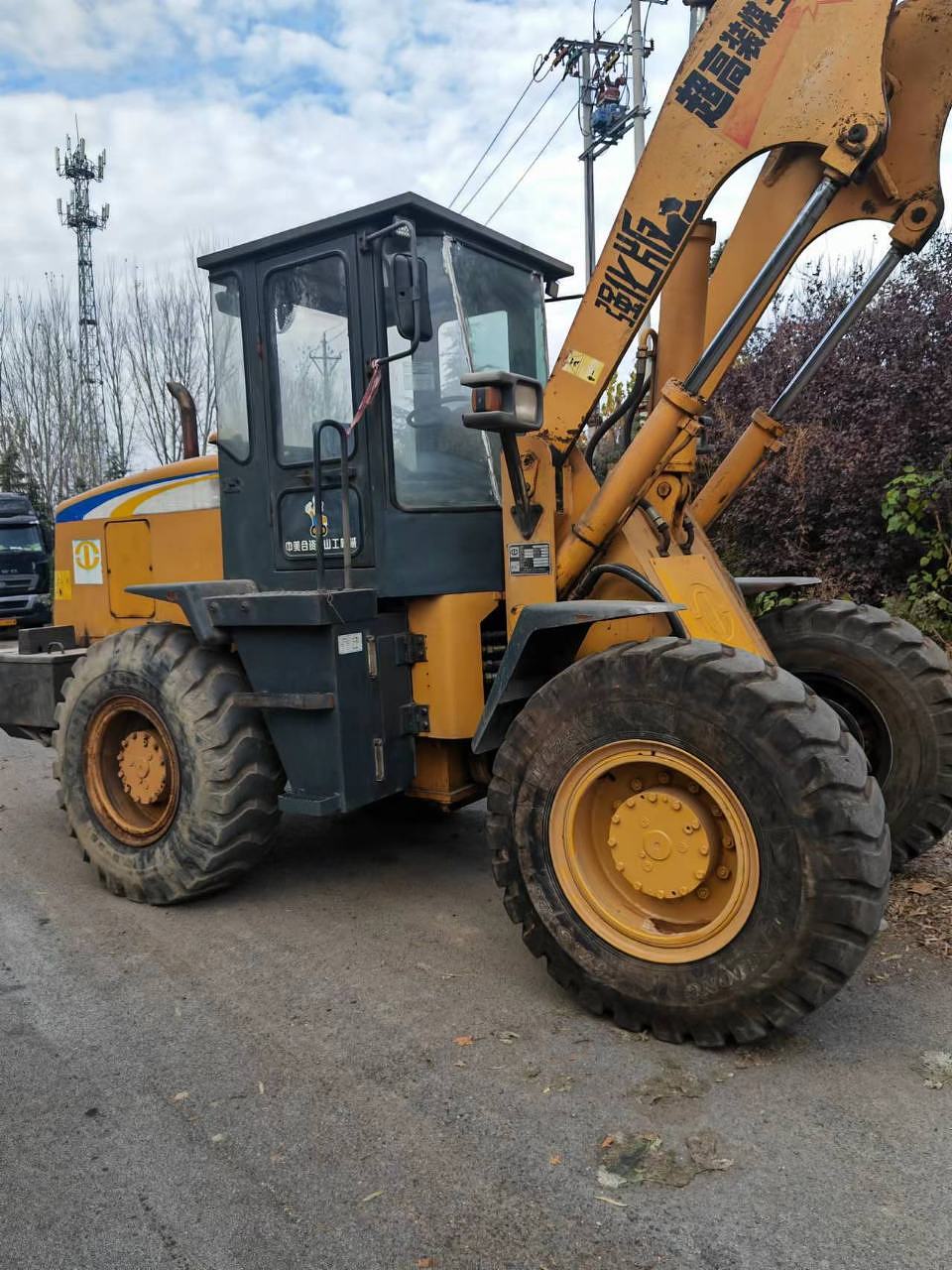 【潍坊市二手山工30e-2装载机_二手山工30e-2装载机价格4万】_铲车圈